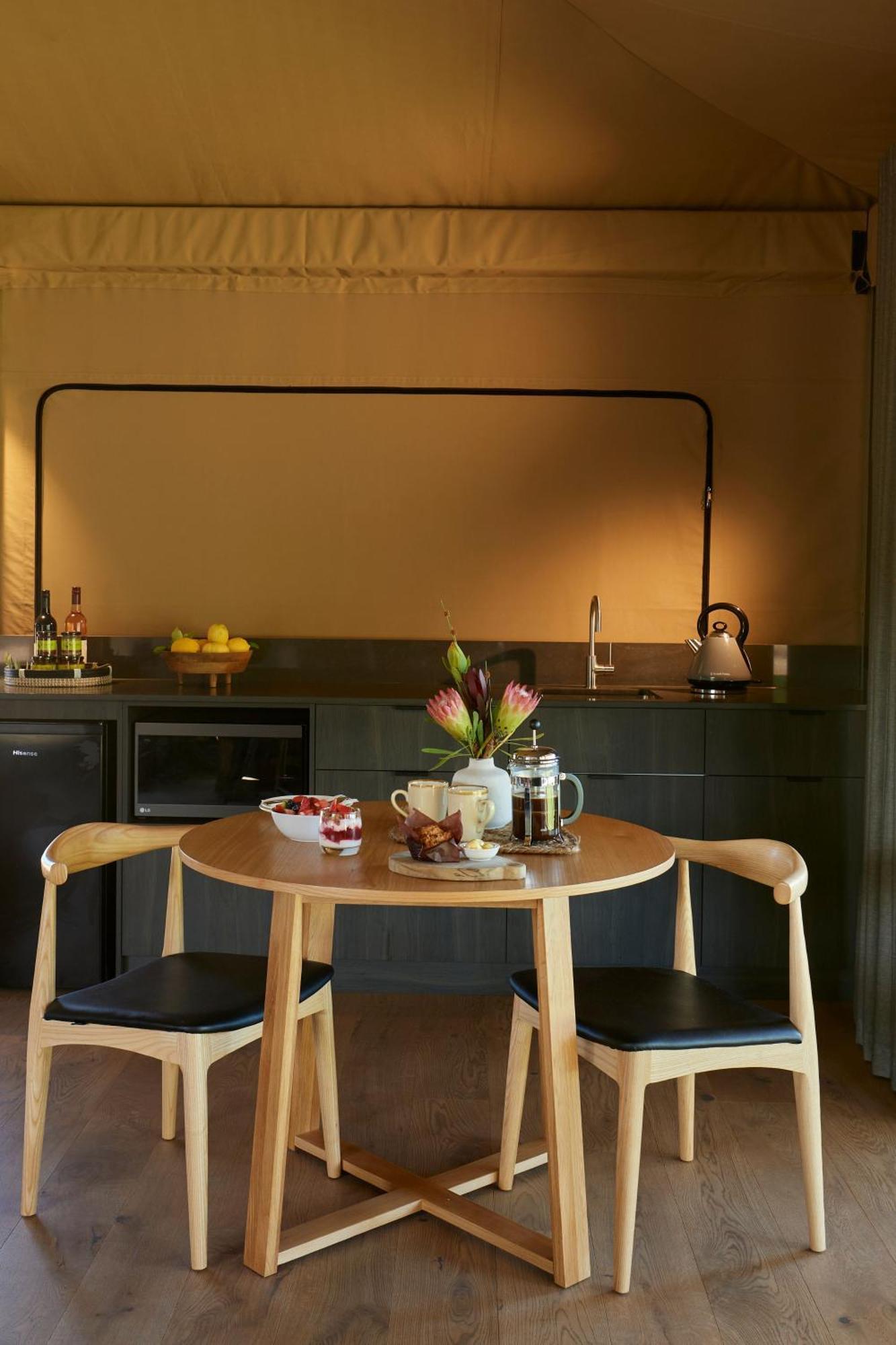 קוואראמופ Olio Bello Lakeside Glamping מראה חיצוני תמונה