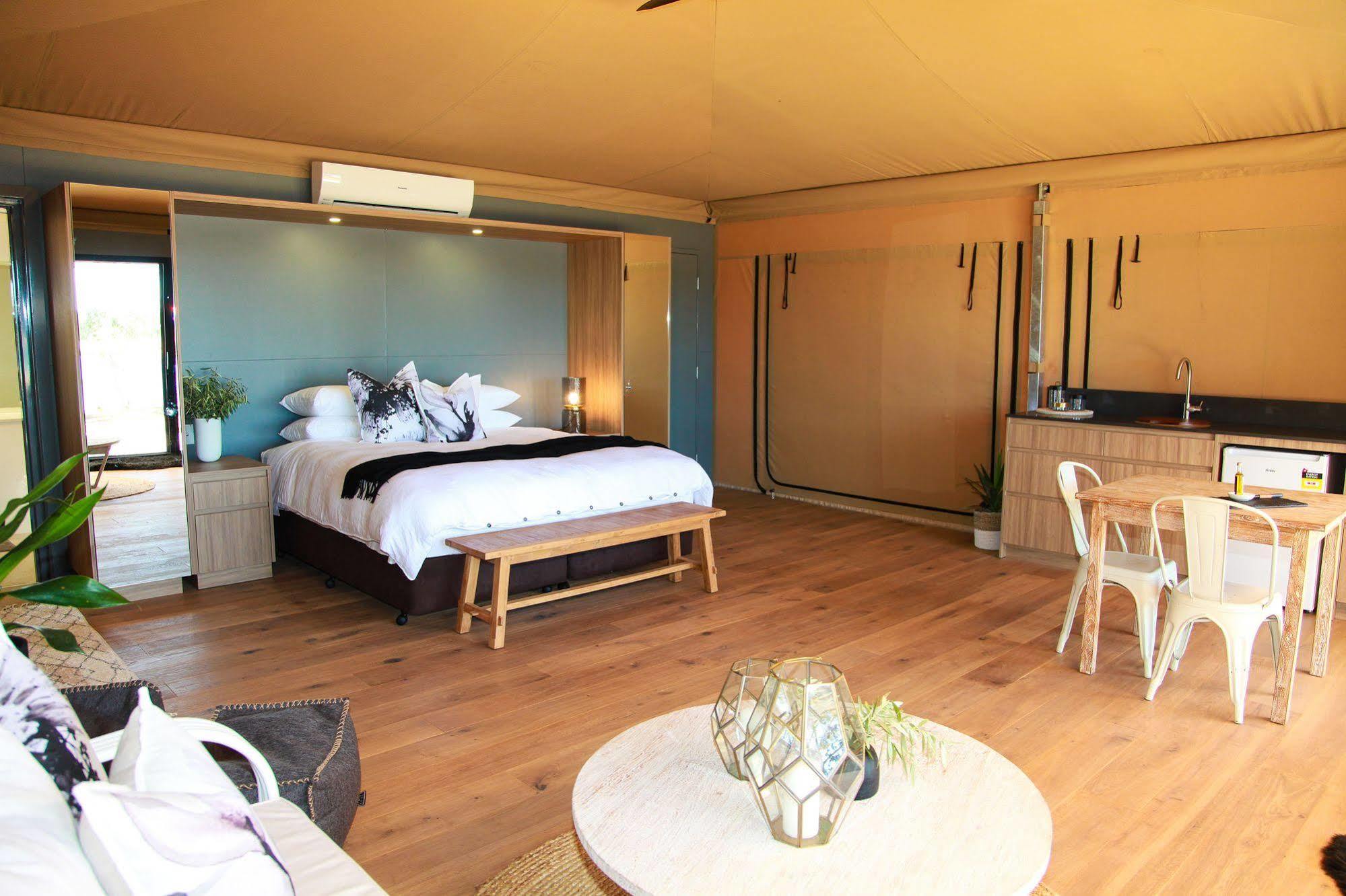קוואראמופ Olio Bello Lakeside Glamping מראה חיצוני תמונה
